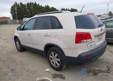 2011 Kia Sorento Lx from USA, damaged, VIN 5XYKT4A15BG170818
